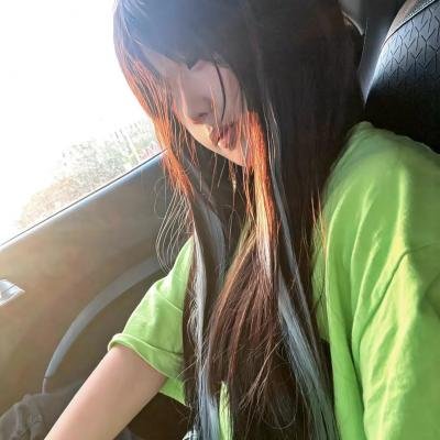 隔壁的吸血鬼美眉